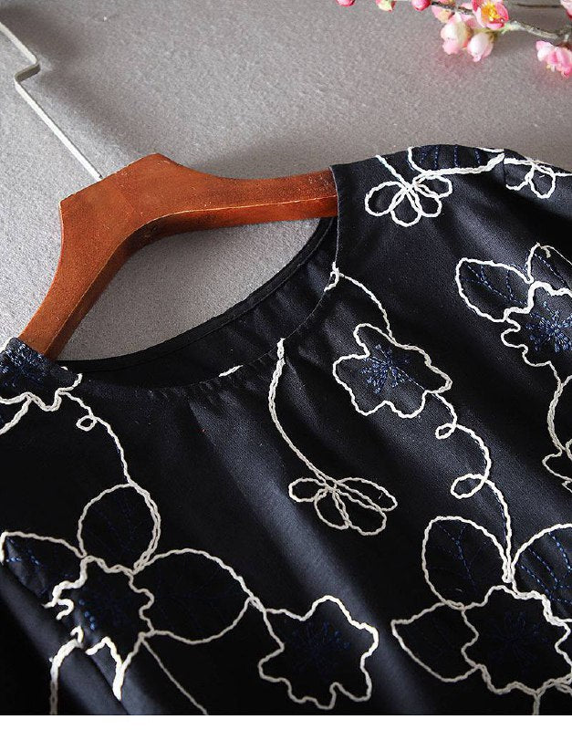 Elegant Floral Embroidered Cotton Top
